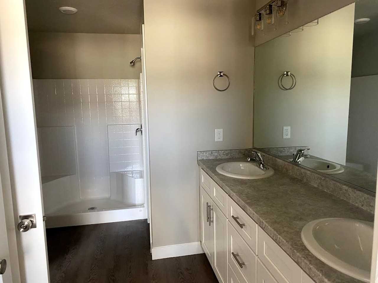 3046 N 225 E - Photo 7 of 12