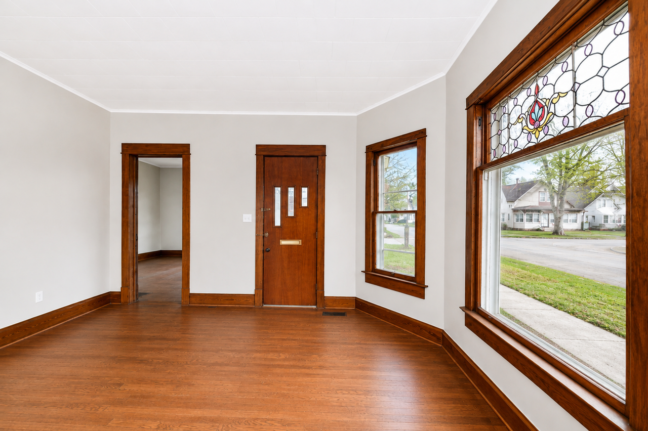 1475 S 10th St - Photo 3 of 22