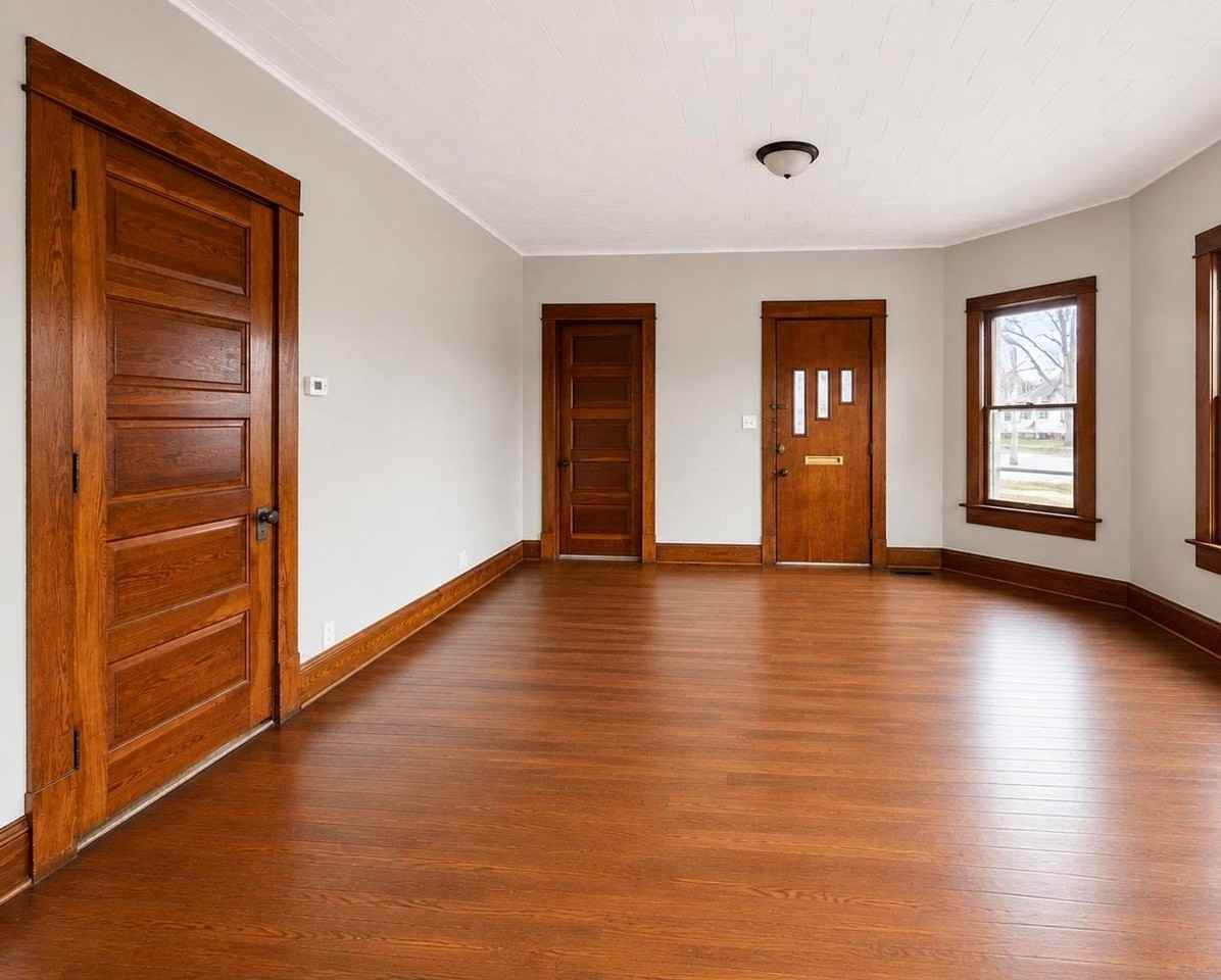 1475 S 10th St - Photo 5 of 22