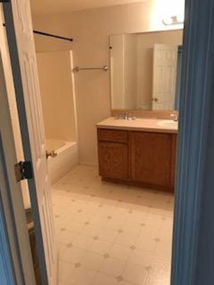 3723 Westleigh St - Photo 4 of 10