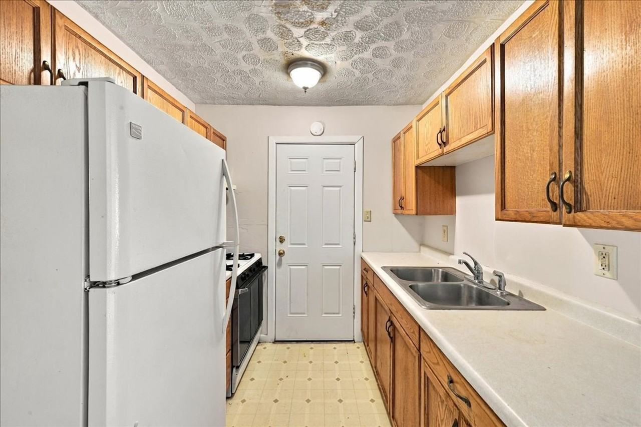 3510 N Parker Ave - Photo 5 of 12