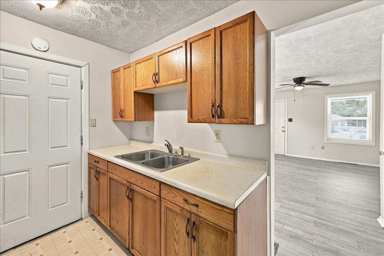 3510 N Parker Ave - Photo 6 of 12