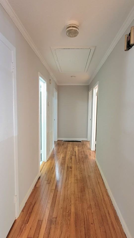 842 W Broad St - Photo 7 of 11