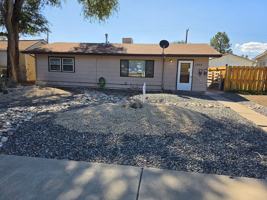 featured image of 1355 Elm Ave