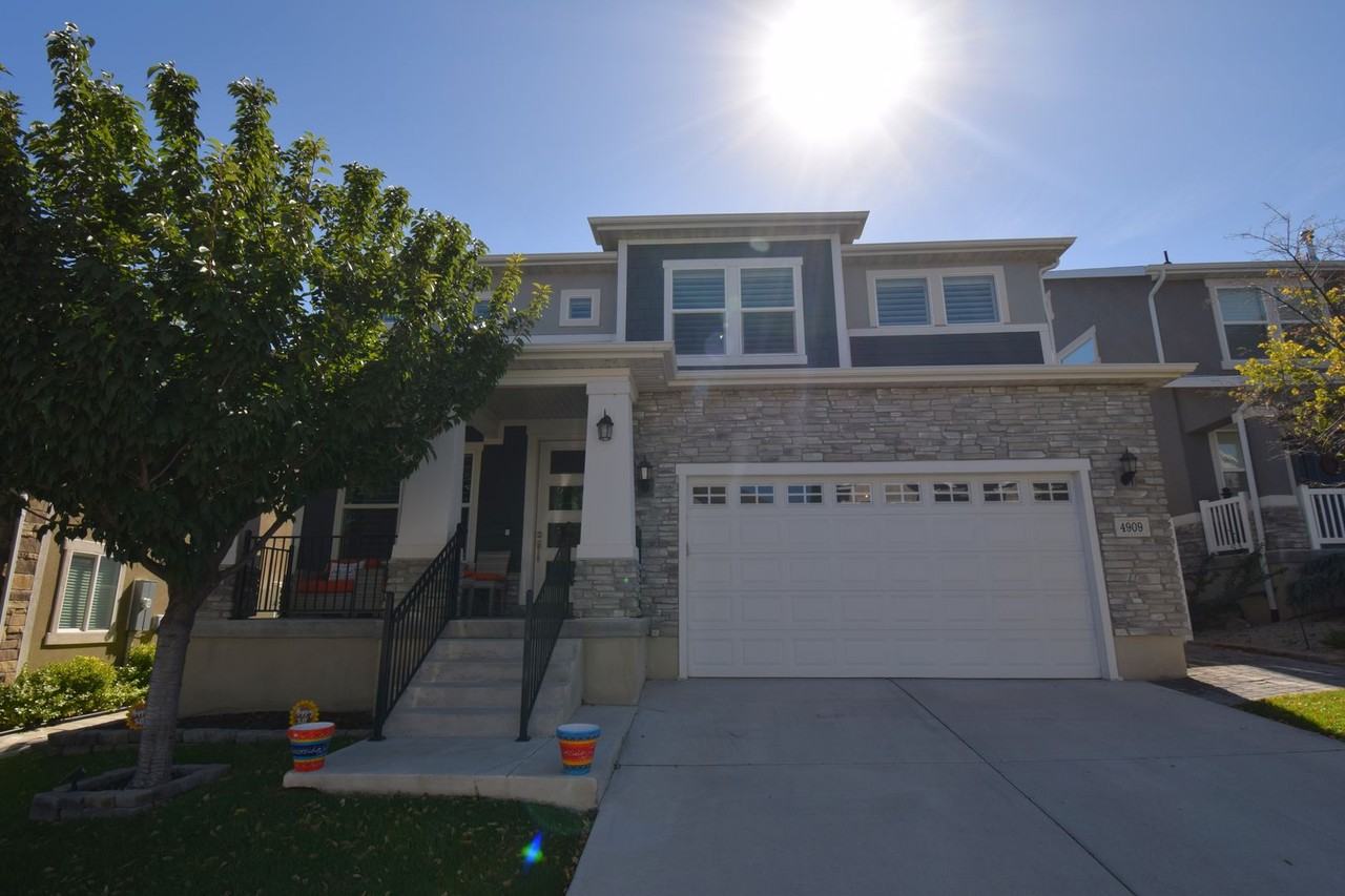 4909 W Rose Quartz - Photo 2 of 31