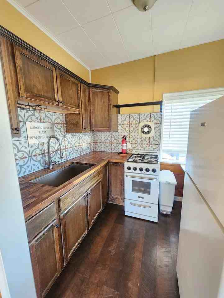 6434 Lear Ave - Photo 4 of 16
