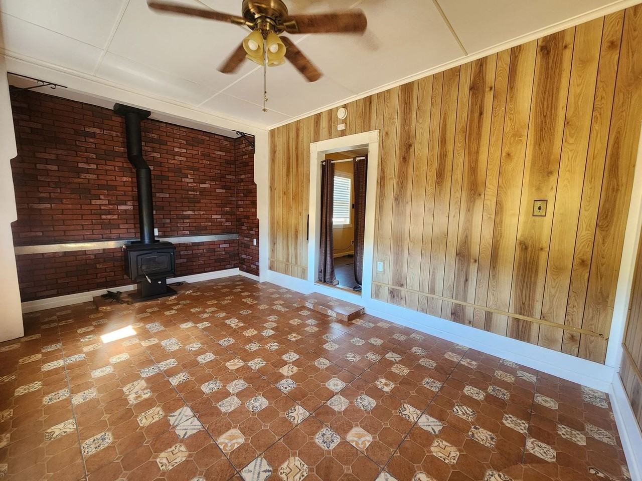 6434 Lear Ave - Photo 5 of 16