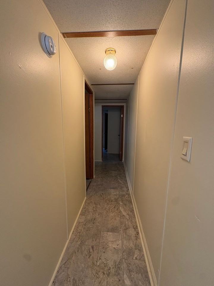 32601 Hillcreek Rd - Photo 6 of 13