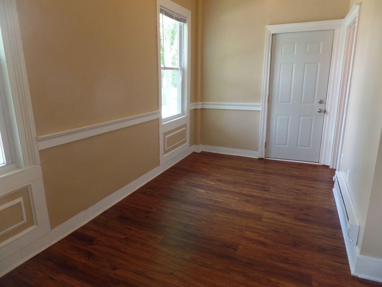 602 East St - Photo 3 of 25