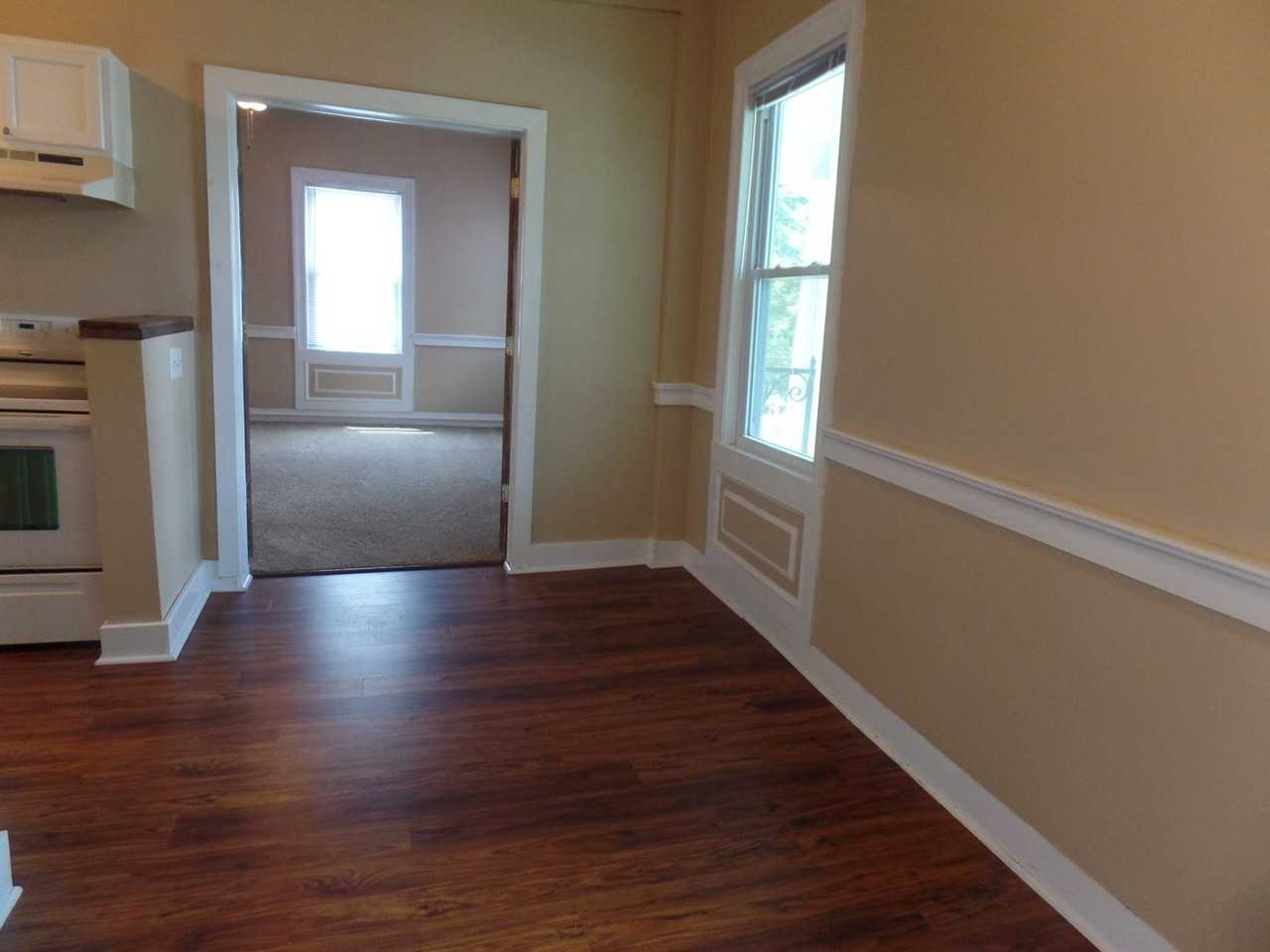 602 East St - Photo 4 of 25