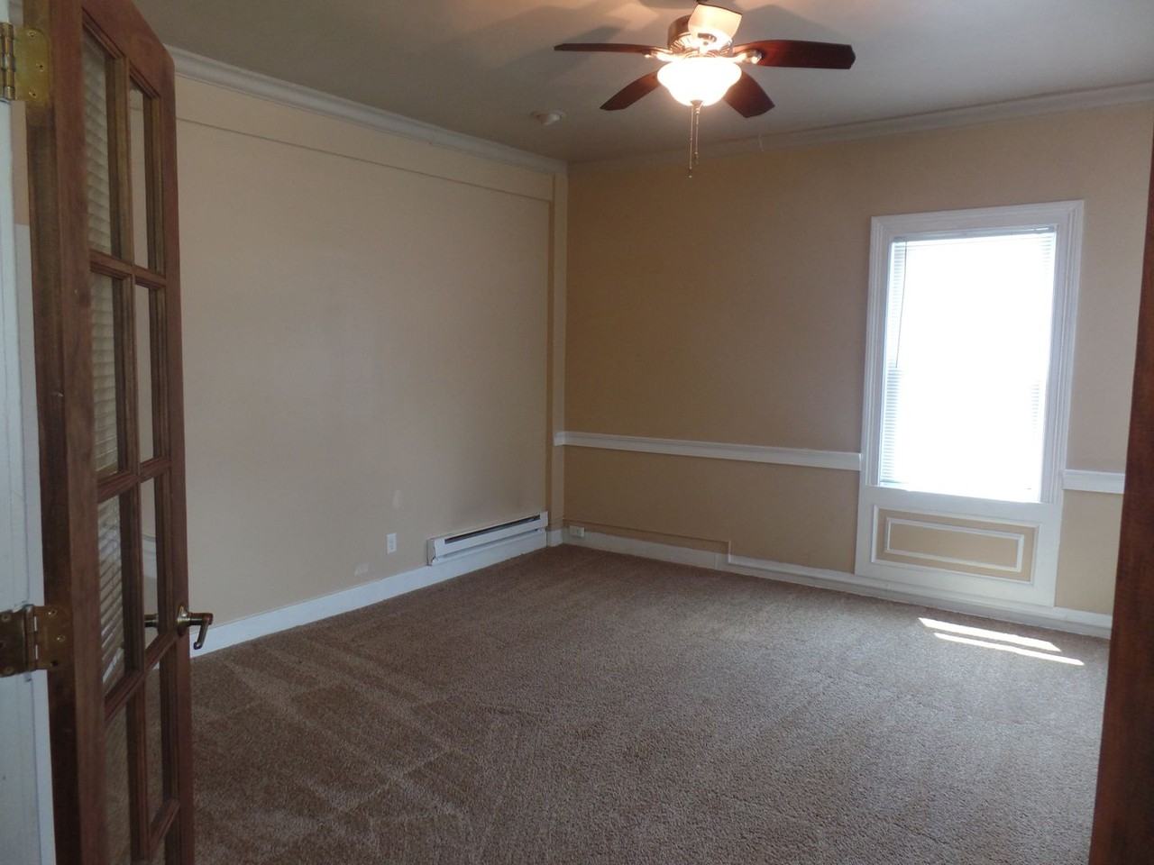 602 East St - Photo 5 of 25