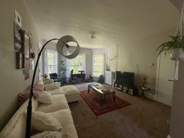 featured image of 710 N 6th St