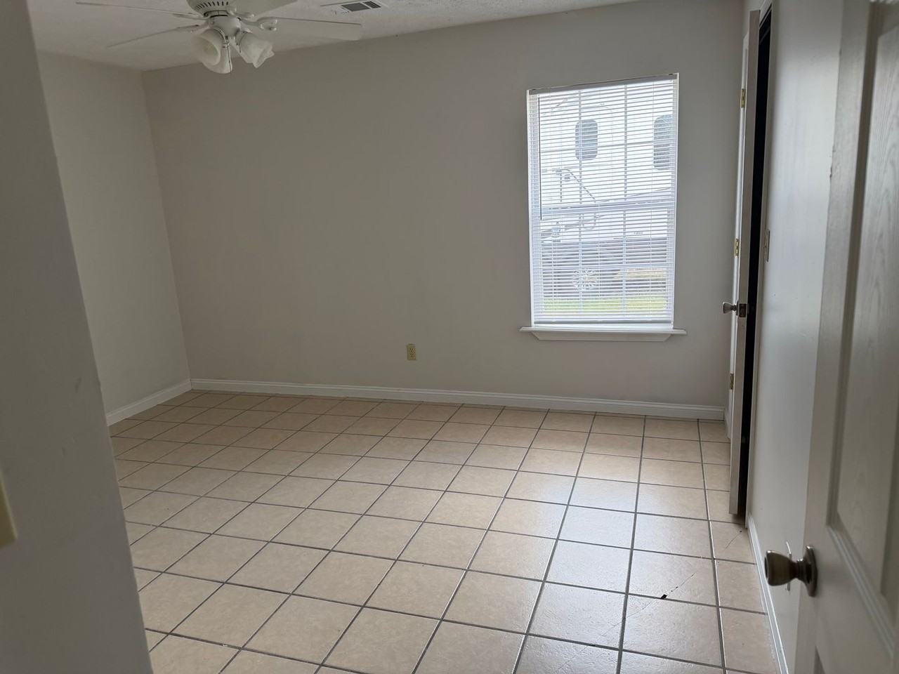 10558 Highway 363 - Photo 3 of 6