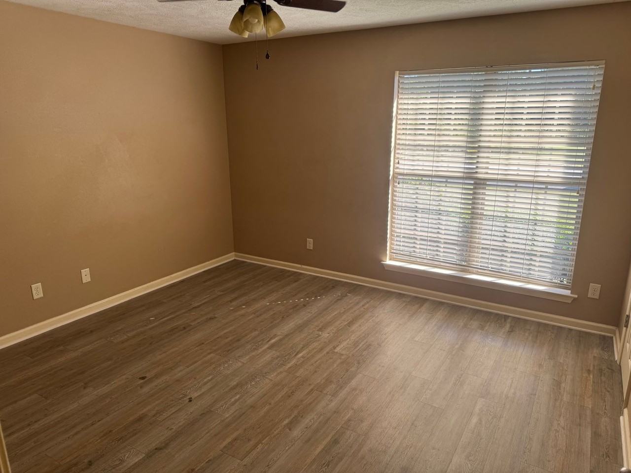 1065 Wineberry - Photo 6 of 11