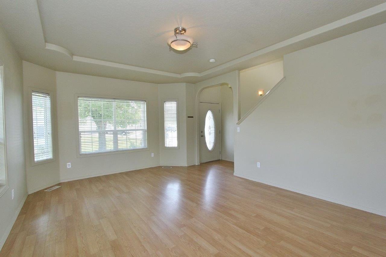 908 Windsong Ct - Photo 2 of 27