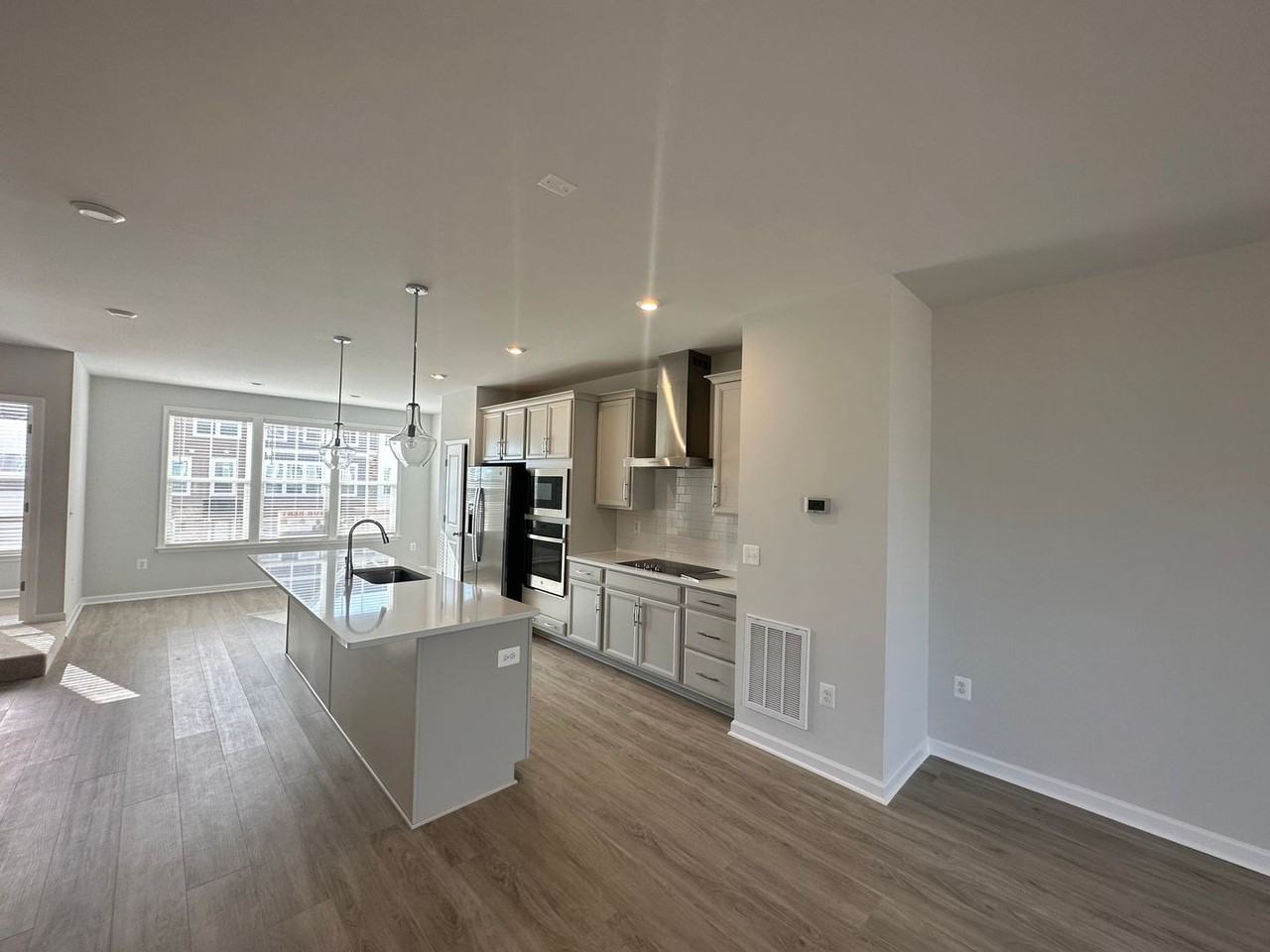 8703 Swink Pl - Photo 6 of 7