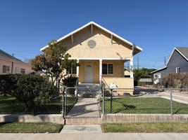 featured image of 267 E L St