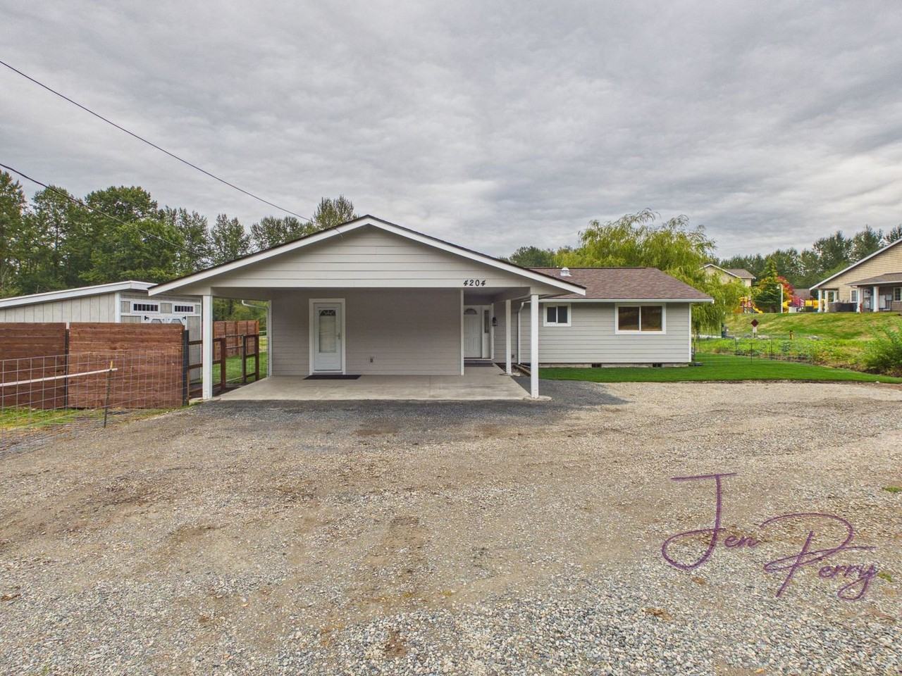 4204 Aldrich Rd - Photo 2 of 21