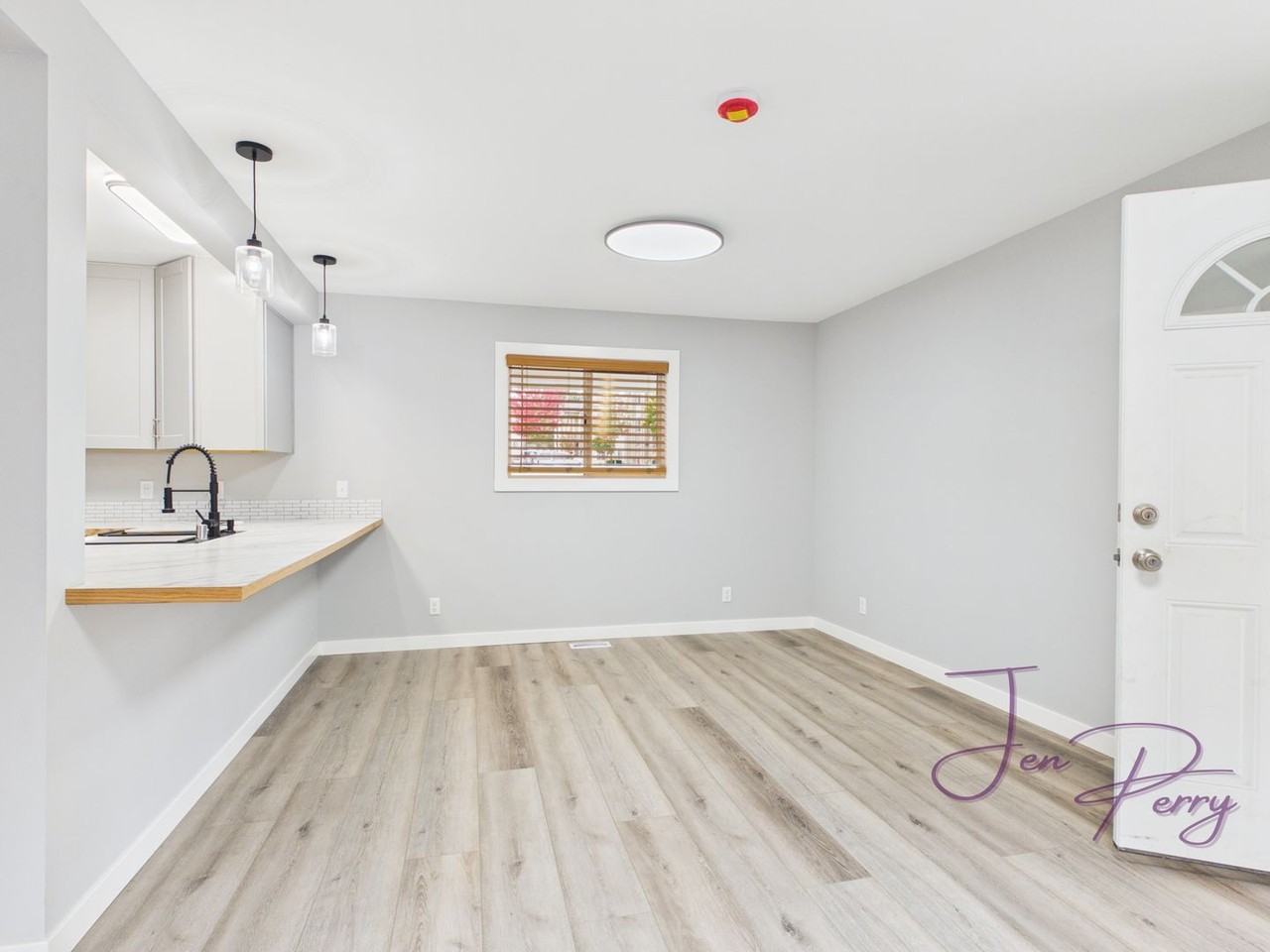 4204 Aldrich Rd - Photo 5 of 21