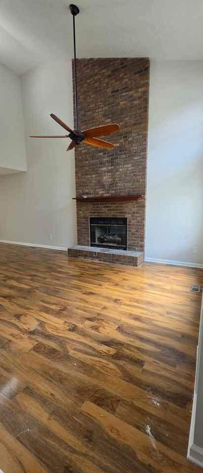 8308 Tidewater Ct - Photo 2 of 8