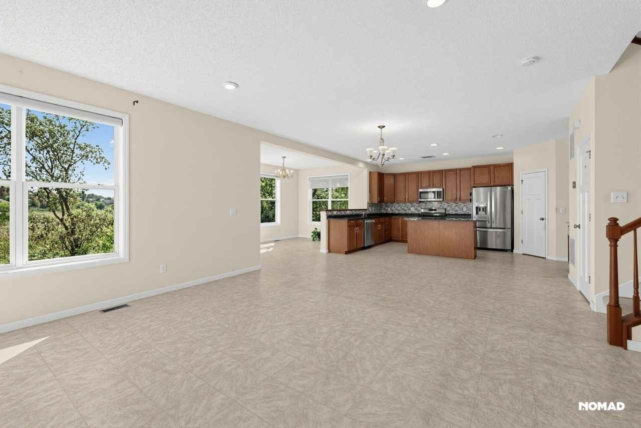 18805 46th Ave N - Photo 6 of 32