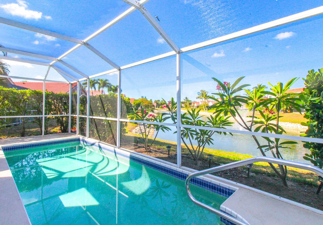 135 Lady Palm Dr