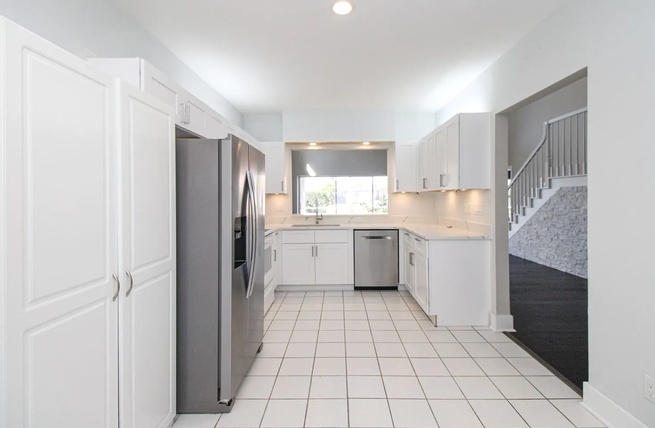 135 Lady Palm Dr - Photo 6 of 31
