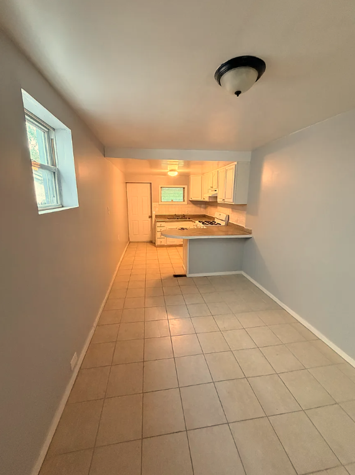 7225 Grays Ave - Photo 3 of 7