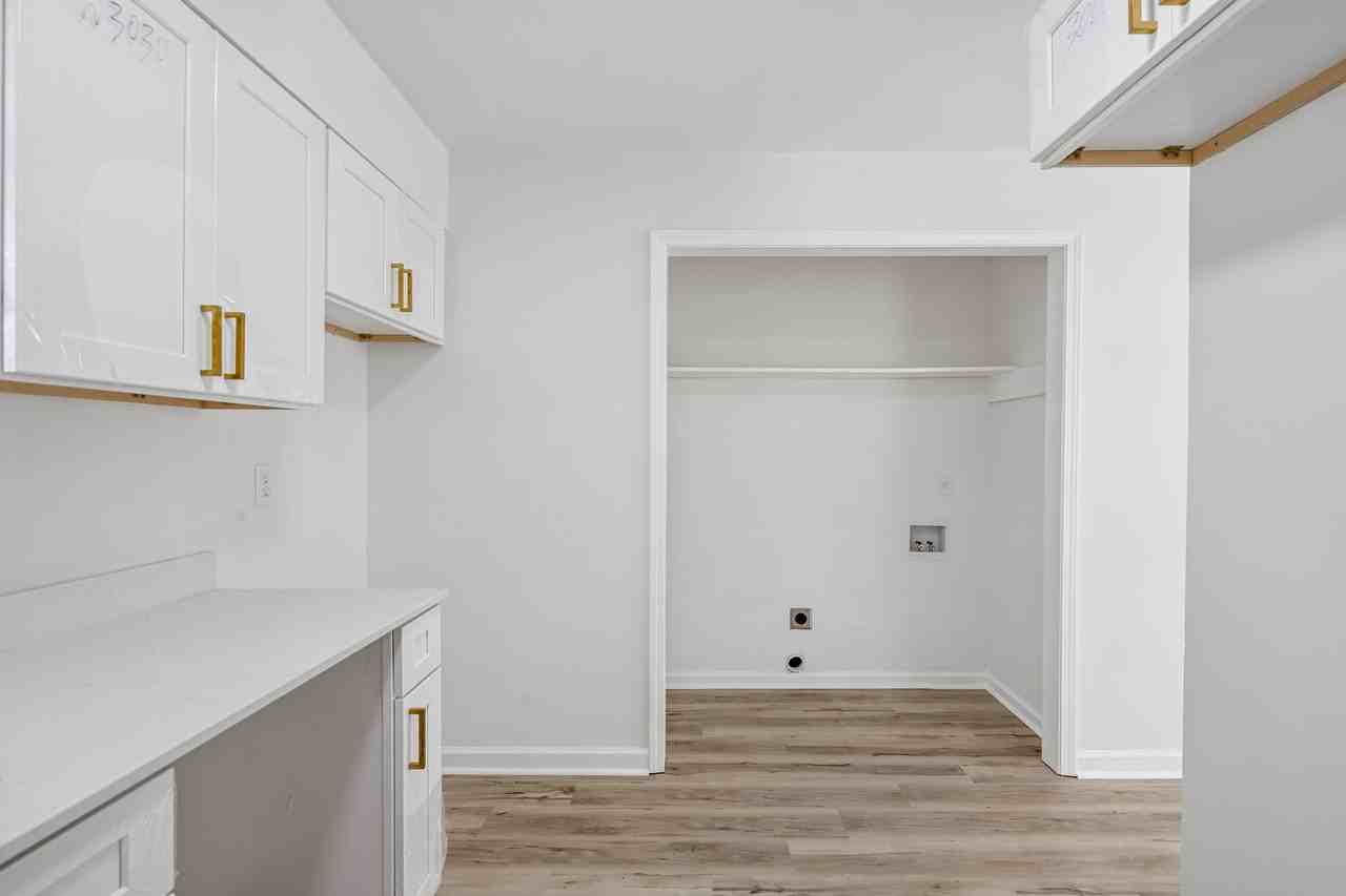 5304 Bitter Creek Dr - Photo 6 of 27