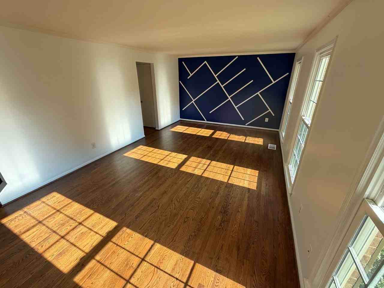 9200 Weathervane Pl - Photo 2 of 24