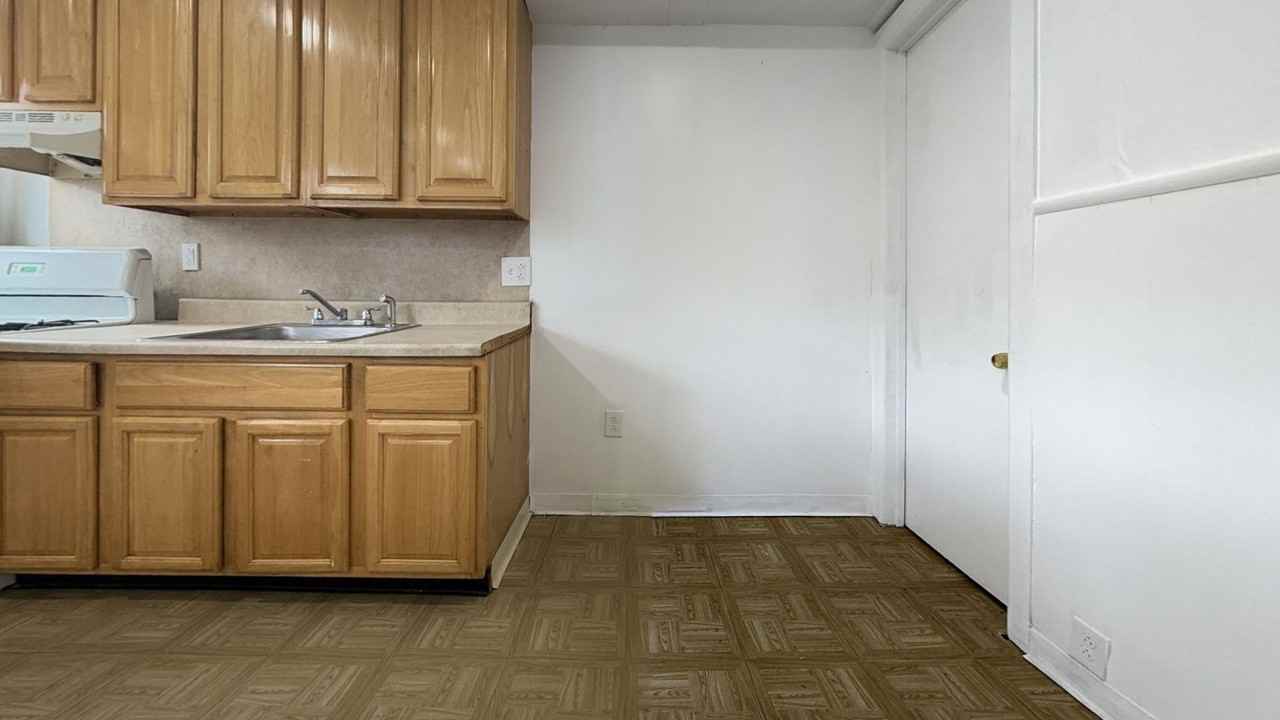6838 Guyer Ave - Photo 7 of 15