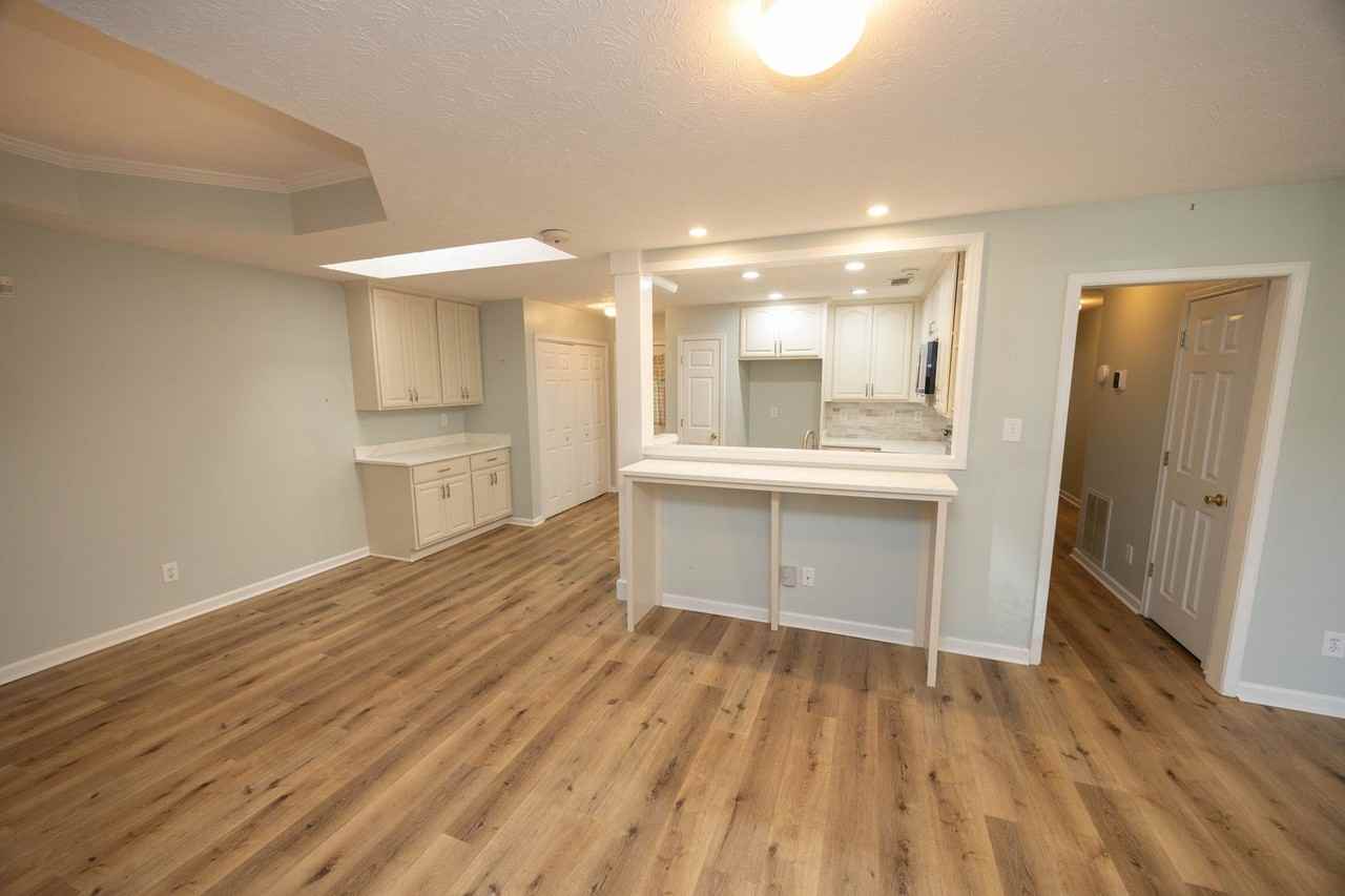 847 Dee Dr - Photo 6 of 27
