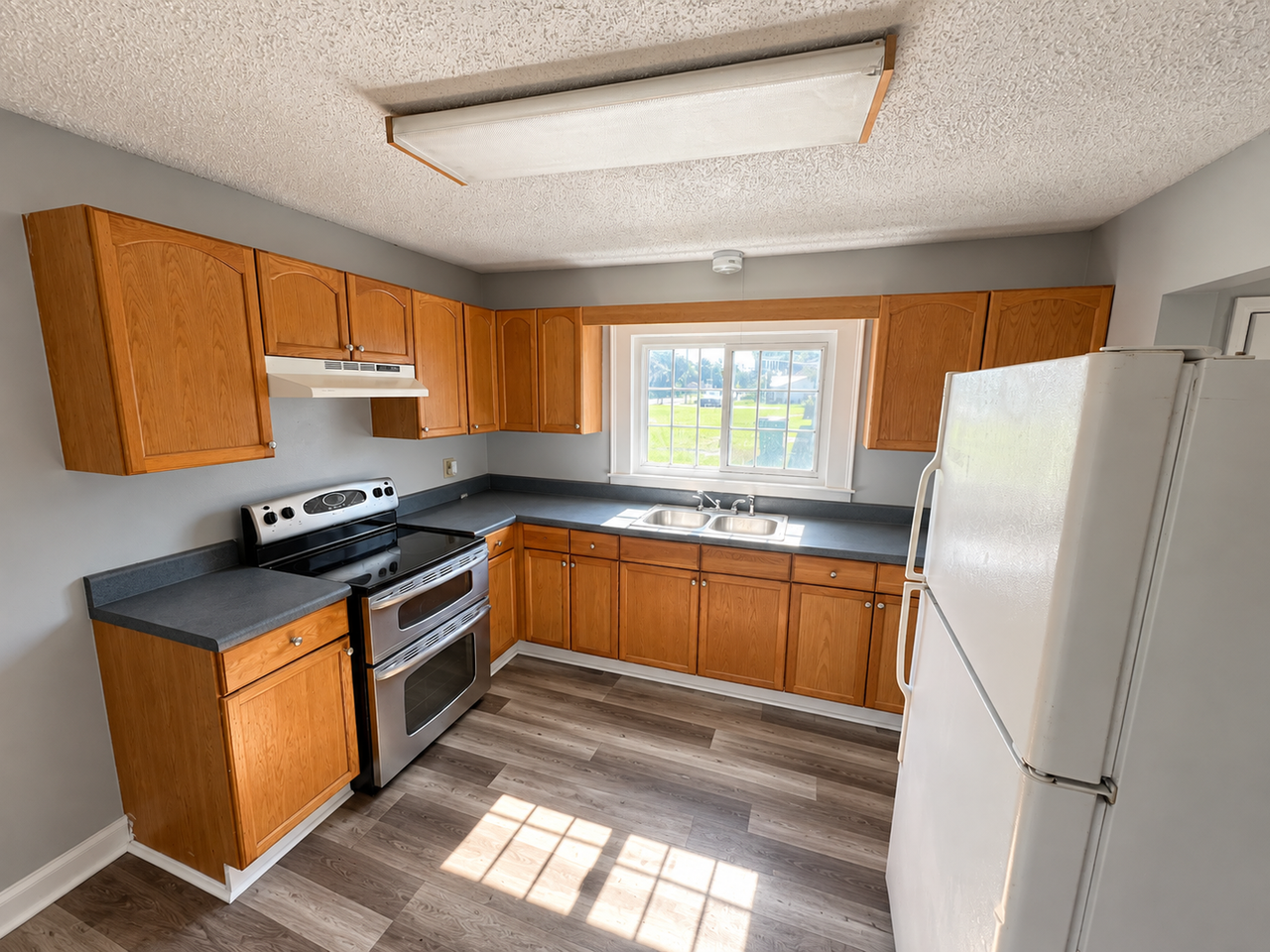 38708 South Ave - Photo 4 of 11