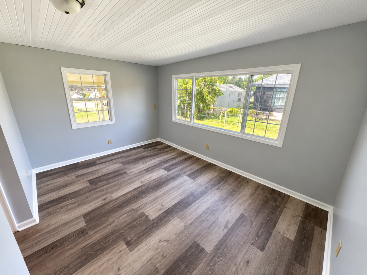 38708 South Ave - Photo 5 of 11