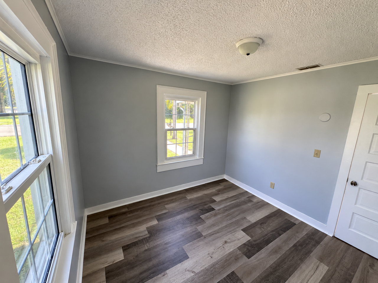 38708 South Ave - Photo 6 of 11