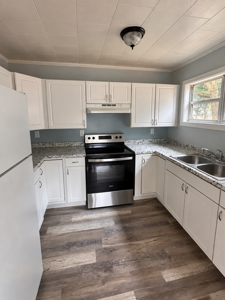 5735 8th St #5735 - Photo 6 of 14