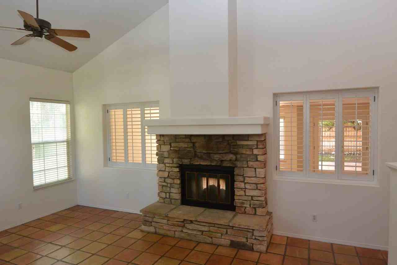 2934 S Montecito Ct - Photo 2 of 26