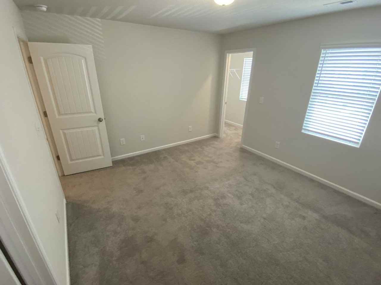 2093 Wiggins Village Dr - Photo 3 of 14