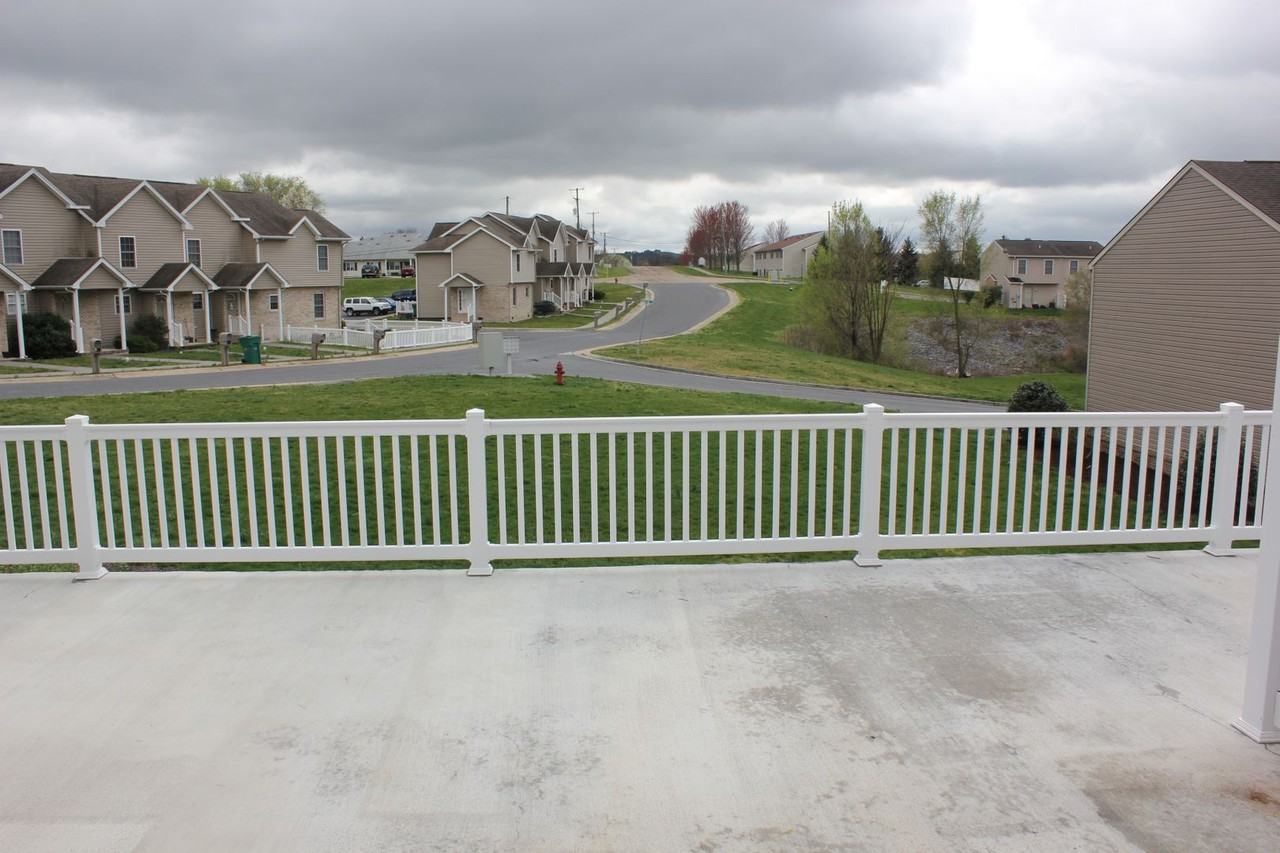 186 Edom Ln - Photo 3 of 20