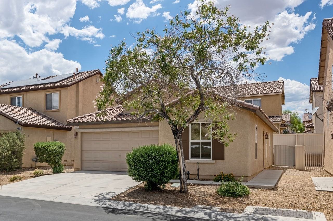 8025 Indian Blanket St - Photo 3 of 15