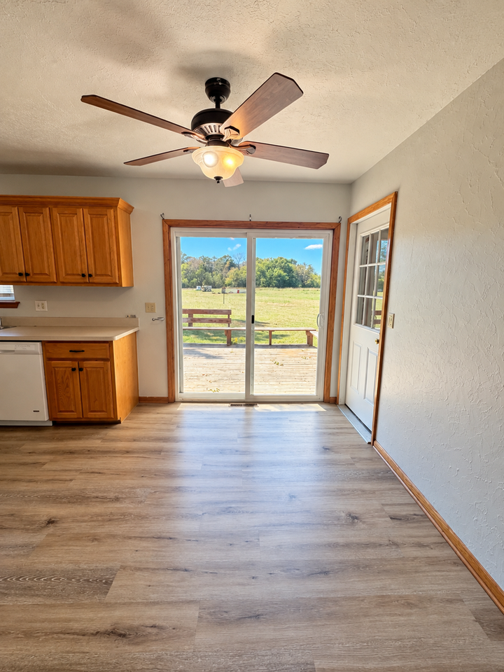 4102 N Peace Church Ave - Photo 6 of 13