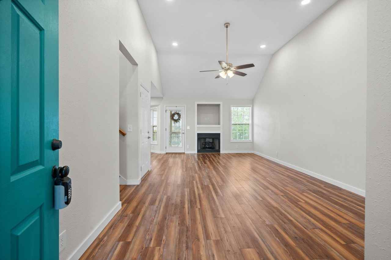 1769 Needmore Rd - Photo 3 of 22