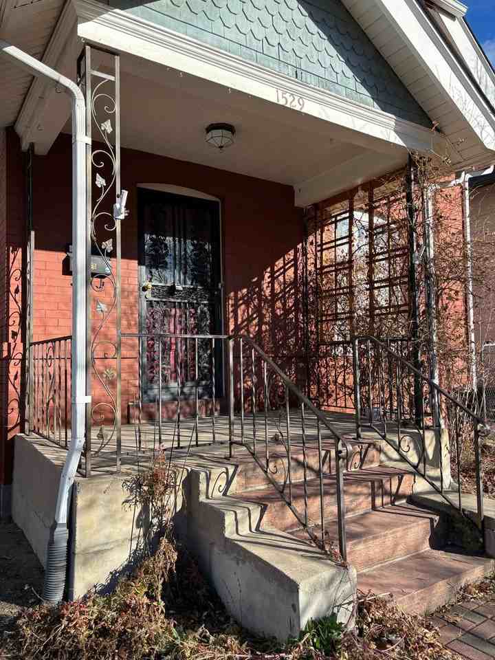 1529 E 23rd Ave - Photo 2 of 28