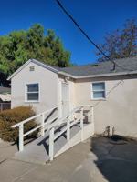 featured image of 918 W 7th St
