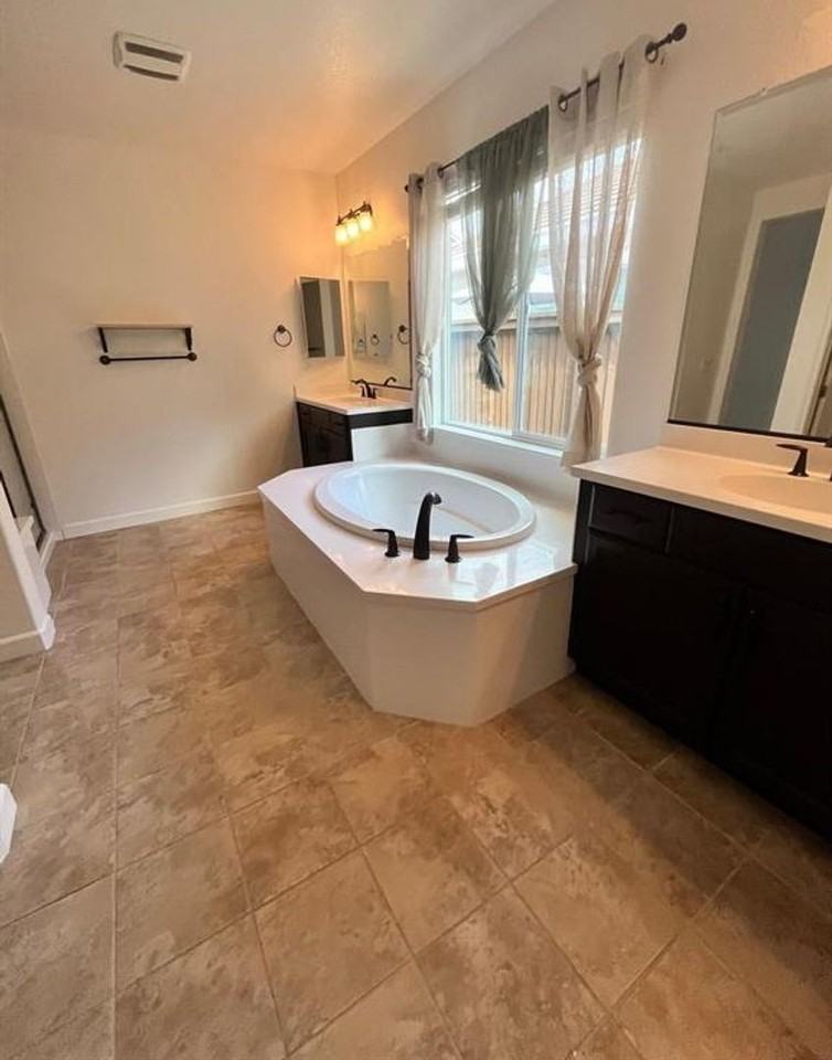 635 Auburn Way - Photo 6 of 10
