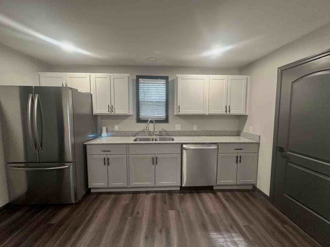 4053 Byram Ave - Photo 7 of 21