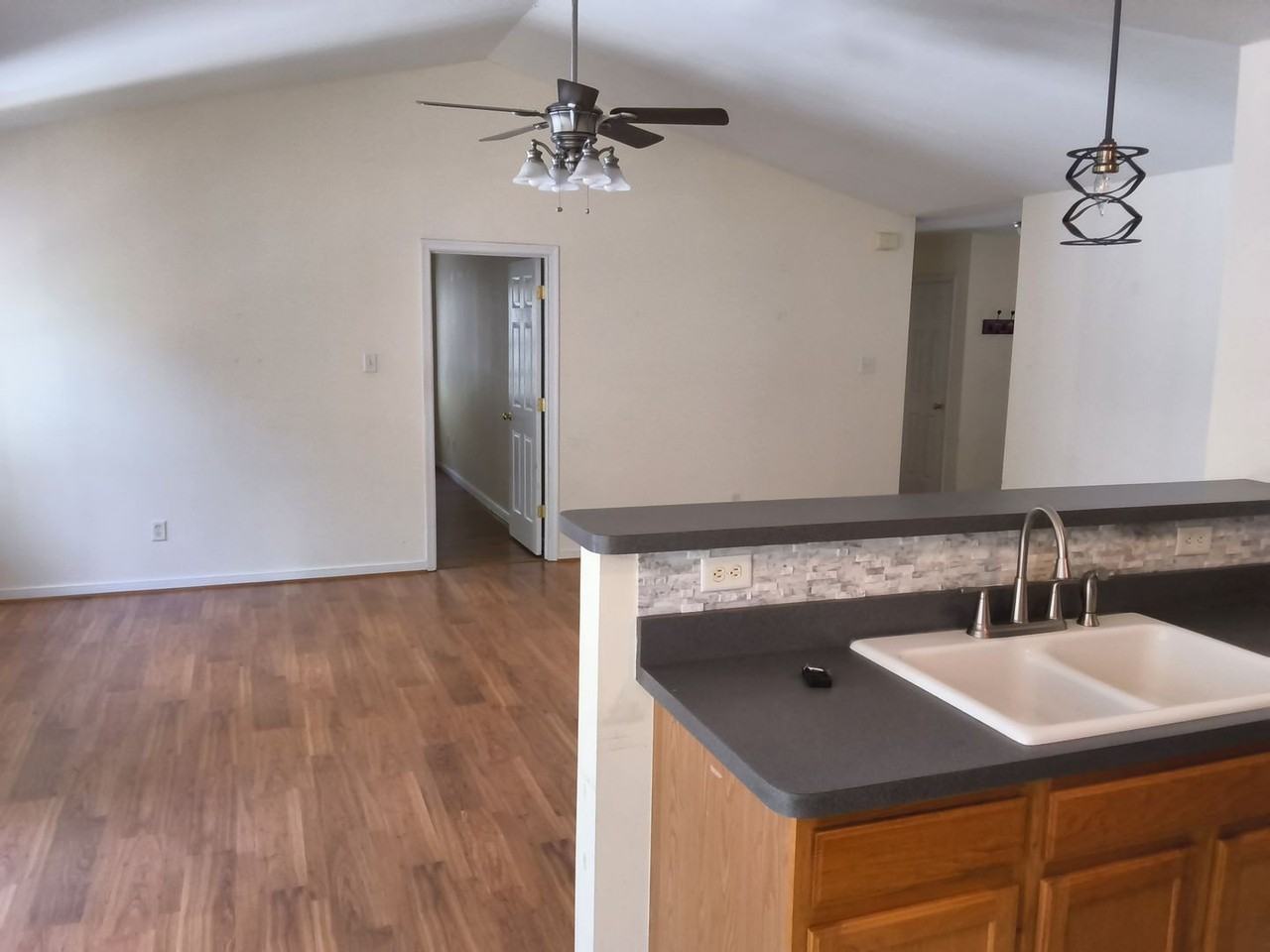 7855 Winding Ash Ct - Photo 5 of 12