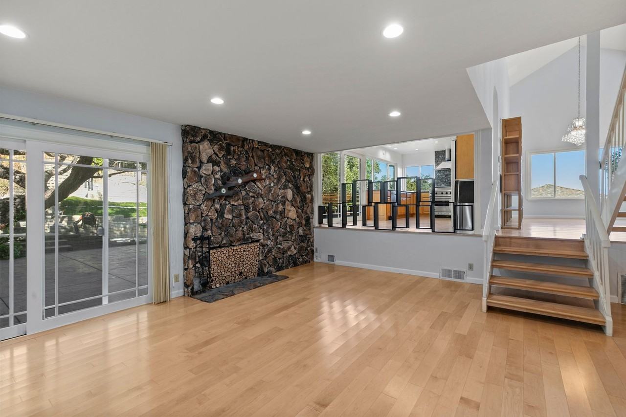 6431 Montego Ct - Photo 5 of 18