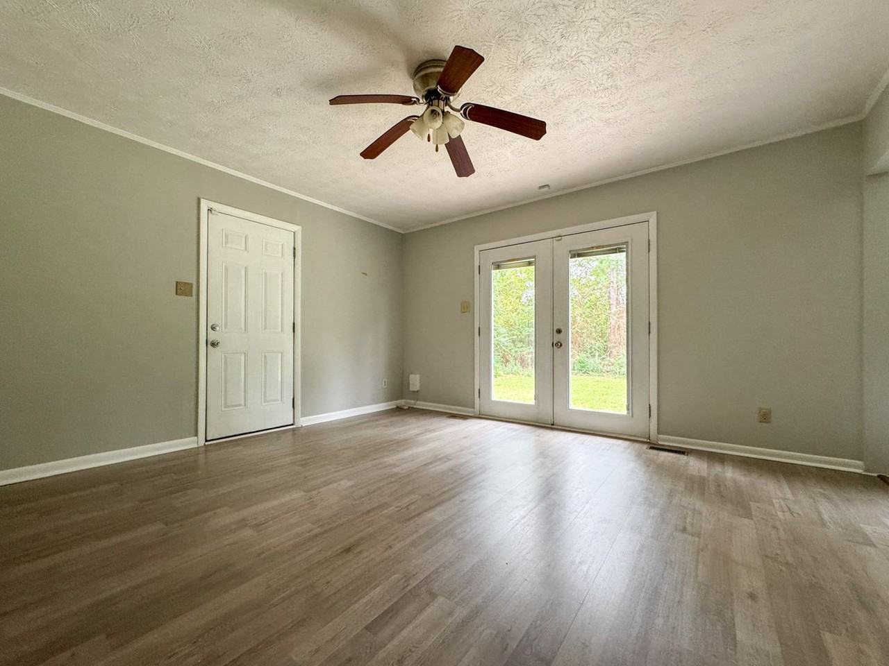 220 Paddlewheel Rd - Photo 5 of 22