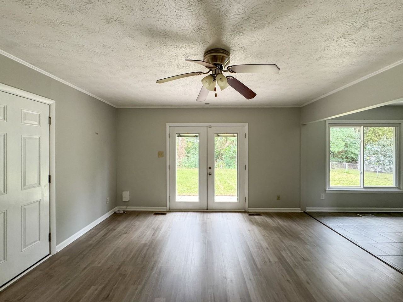 220 Paddlewheel Rd - Photo 6 of 22